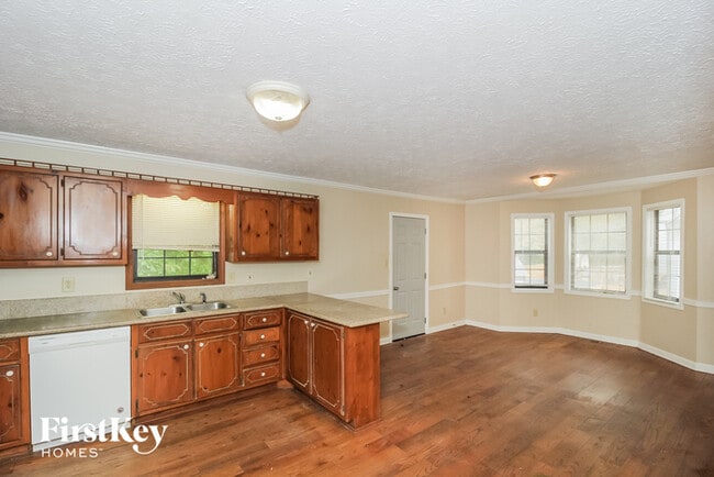 Building Photo - 4053 Evelyn Dr