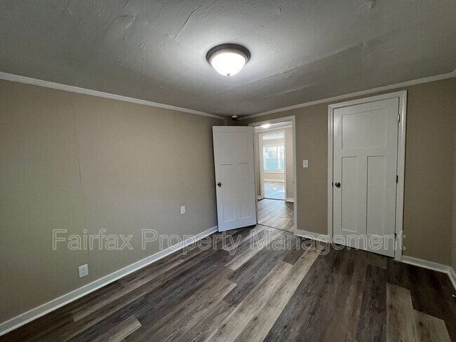 Building Photo - 2616 S Roxboro St
