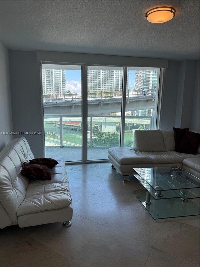 Building Photo - 31 SE 5th St