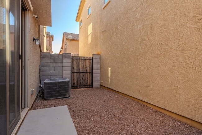 Building Photo - 3 bedroom home in Gilbert!