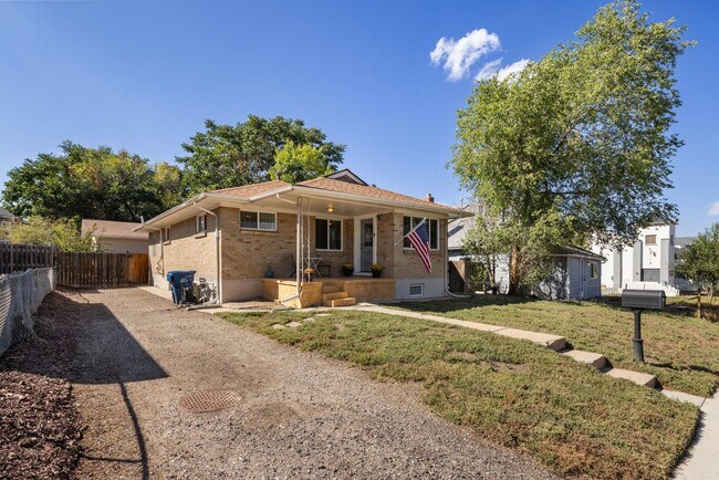 Building Photo - 3815 S Knox Ct