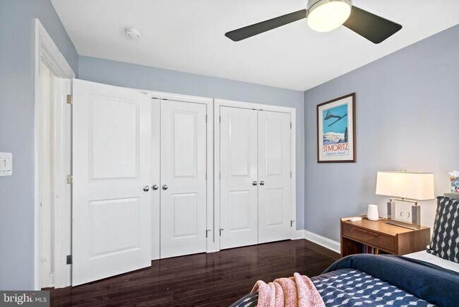 Building Photo - 1001 N 3rd St