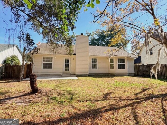 Building Photo - 601 McIntosh Dr