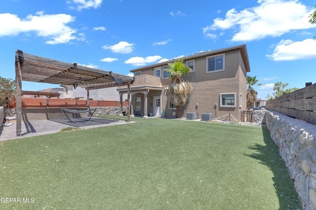Building Photo - 14378 N Cave Dr
