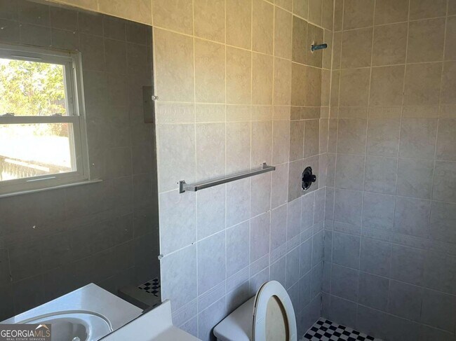 Building Photo - 1301 Hickory Ridge Trail