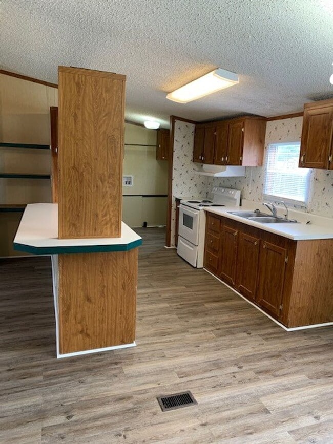 Building Photo - 3BD/2B Mobile Home in Clyatville, GA