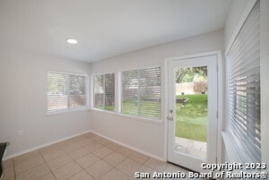Building Photo - 14718 Hillside View