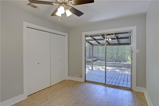 Building Photo - 2313 La Casa Dr