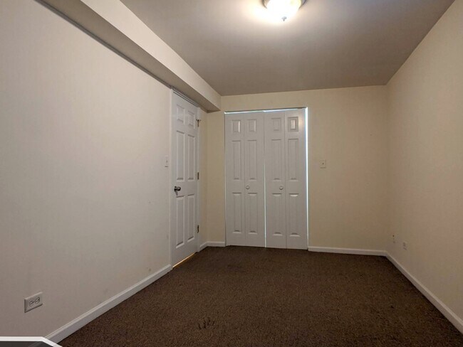Building Photo - 3047 W Logan Blvd