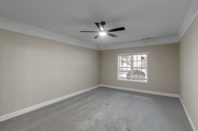 Building Photo - Beautiful 4 Bedrooms + Bonus Room on Nearly 1 Acre in Stockbridge! ?