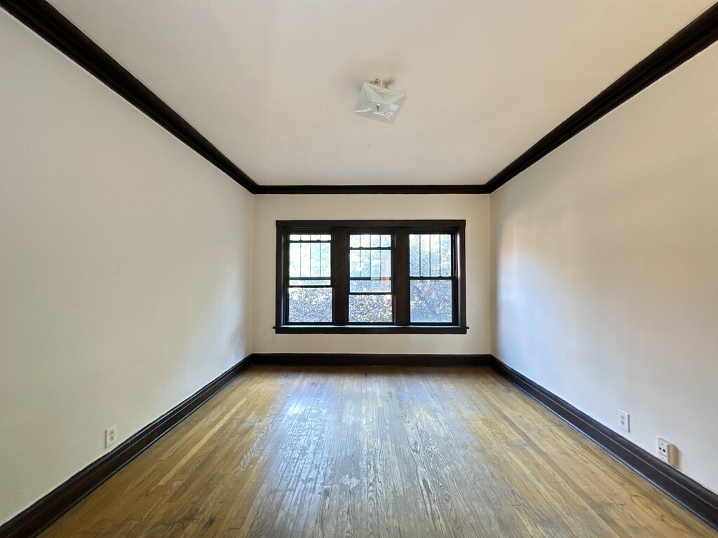 Building Photo - 2520 N Kedzie Blvd