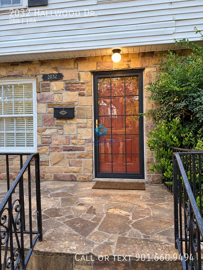 Building Photo - 2032 Hallwood Dr