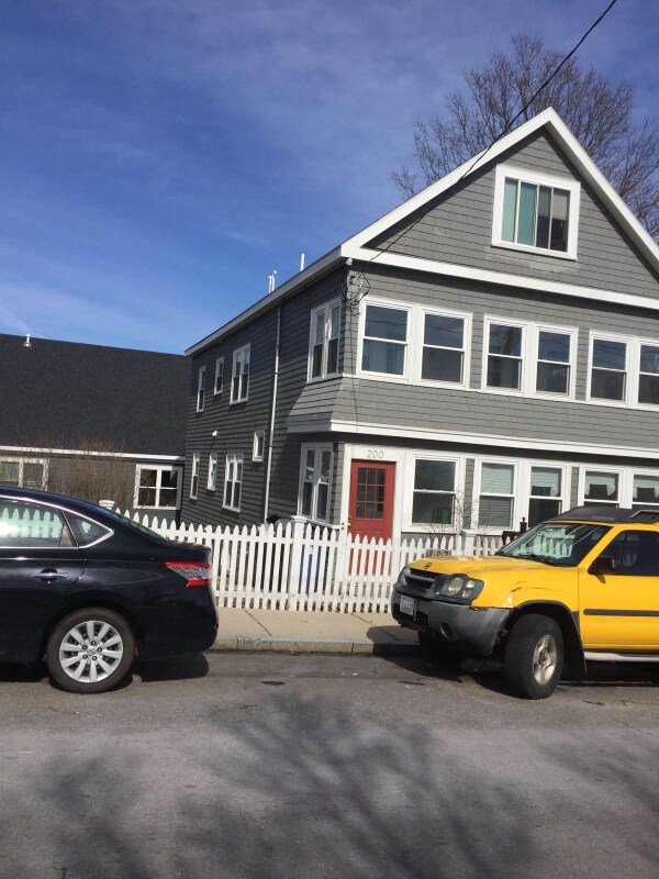 Building Photo - 200 Parker Hill Ave