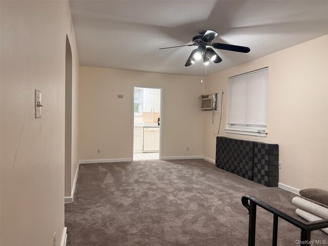Building Photo - 260-67-260-75 75th Ave