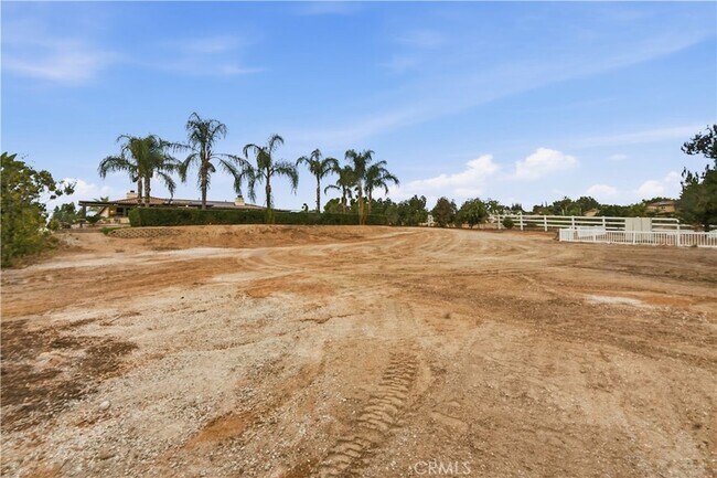 Building Photo - 16935 Eagle Peak Rd