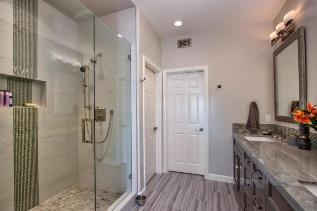 Building Photo - 1644 Cormorant Dr