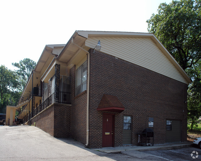 Building Photo - Towncrest Apartments
