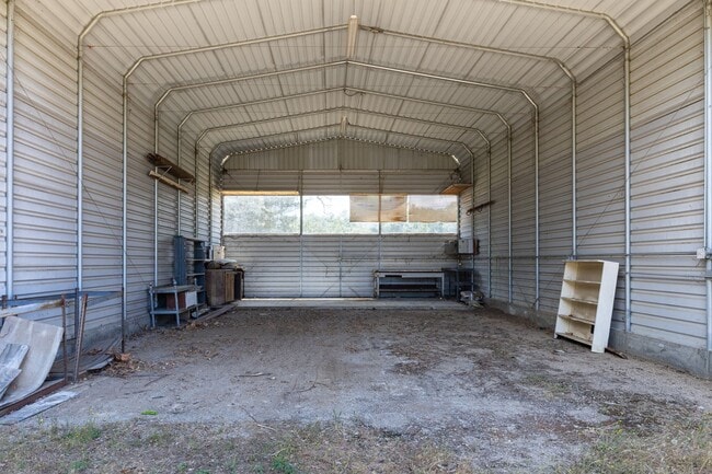 Building Photo - Beautiful 3B/3B Westside Atascadero
