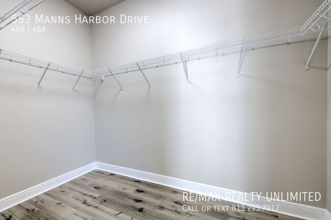 Building Photo - 553 Manns Harbor Dr