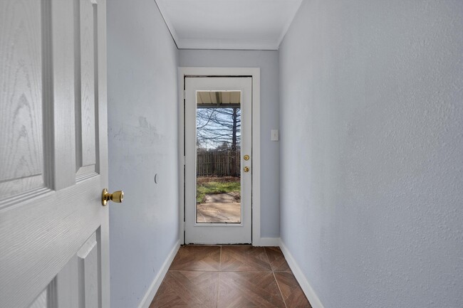 Building Photo - 117 Brookhaven Dr