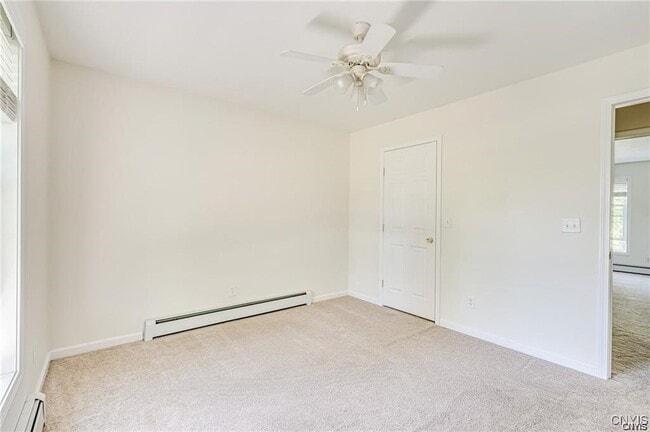 Building Photo - 26558 Andrew Dr