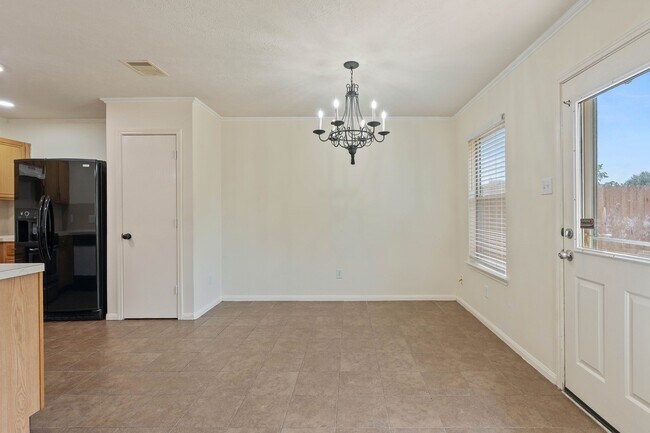 Building Photo - 21523 Juniper Meadows Dr