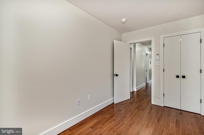 Building Photo - 182 E Huntingdon St