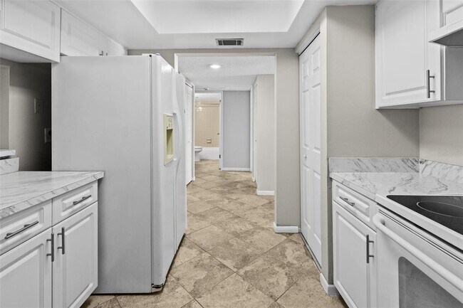 Building Photo - 3706 Greenery Ct