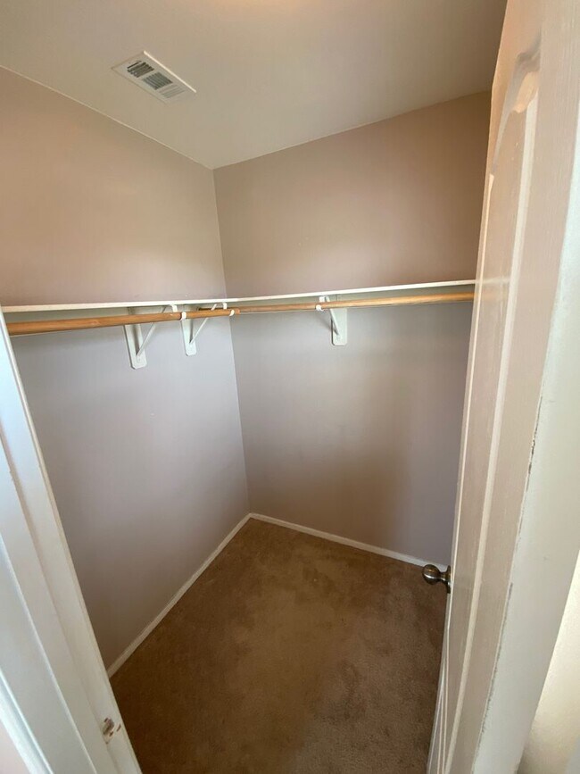 Building Photo - 5817 Addy Ln