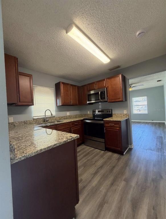 Building Photo - 1553 31st St