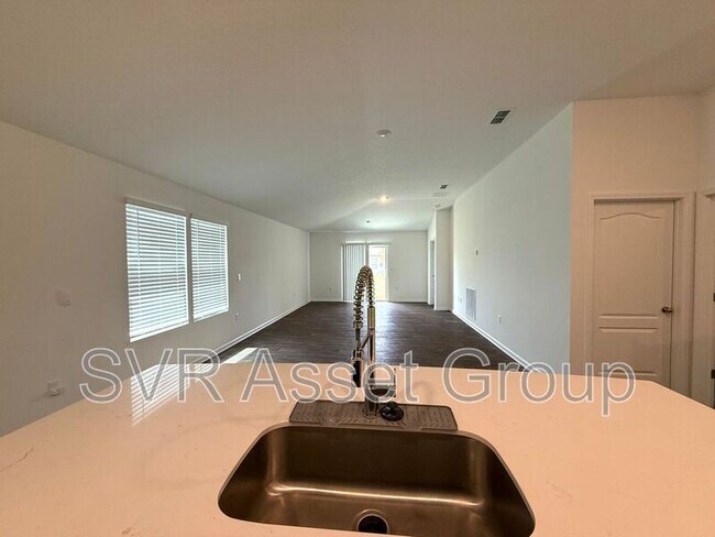 Building Photo - 4282 Evening Primrose Dr