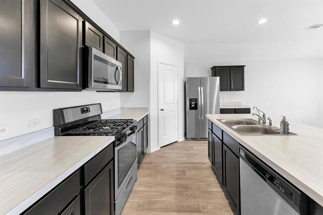 Building Photo - 20818 Marigold Meadows St