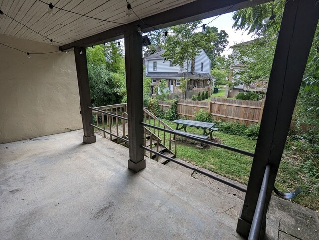 Building Photo - 1307 Paxton Ave
