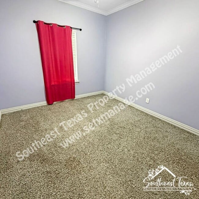 Building Photo - 2424 Ave C