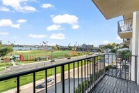 Building Photo - 1150 River Rd