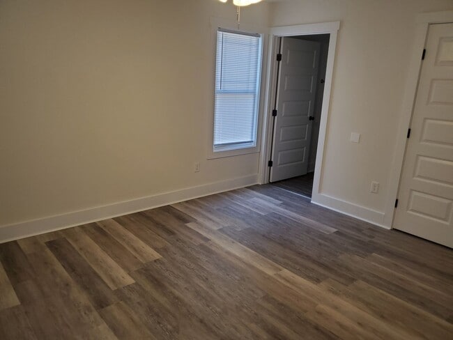 Building Photo - Convenient to Fort Pickett and Downtown Blackstone