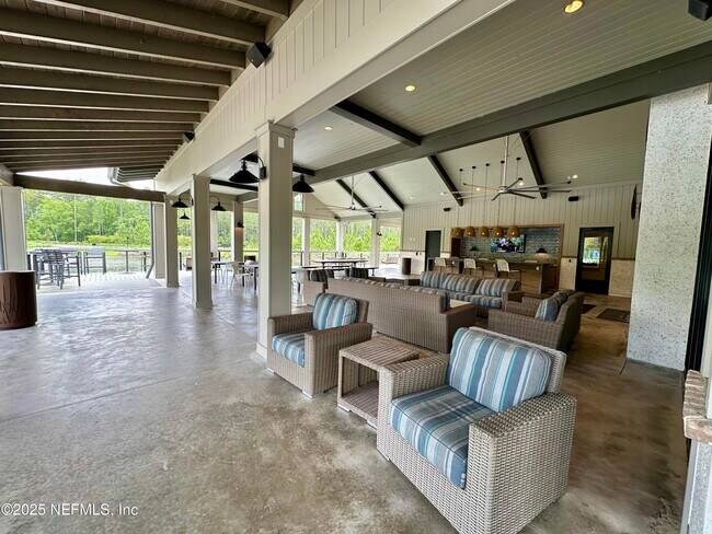 Building Photo - 75310 White Rabbit Ave