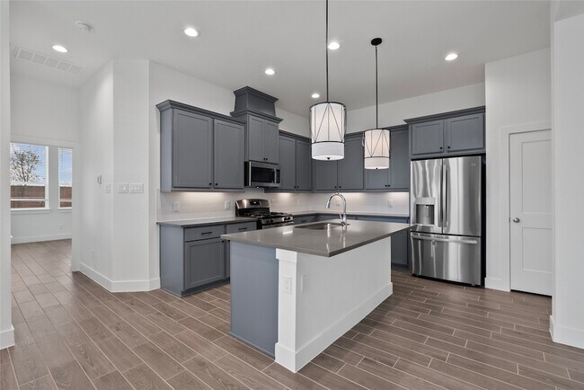 Building Photo - 4935 Anders Ln