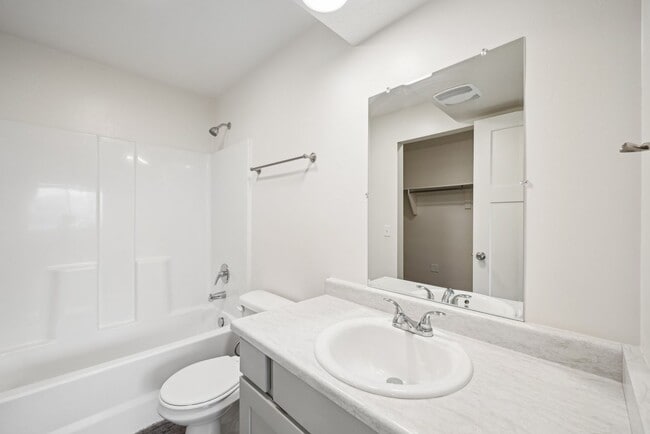 Building Photo - 1234 E 1500 S