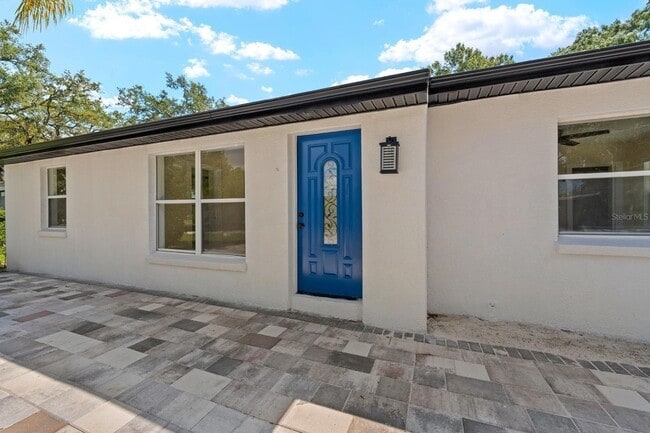 Building Photo - 10707 N Rome Ave