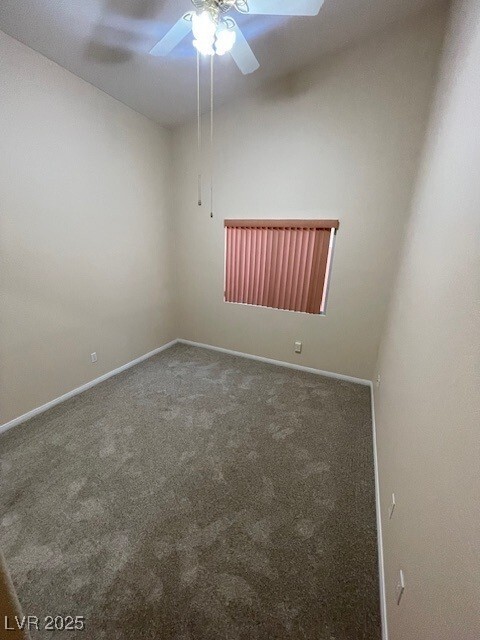 Building Photo - 9011 W Viking Rd