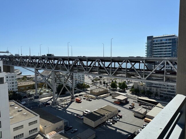 Building Photo - Epic REA: Fabulous 2 BR/2 BA South Beach C...
