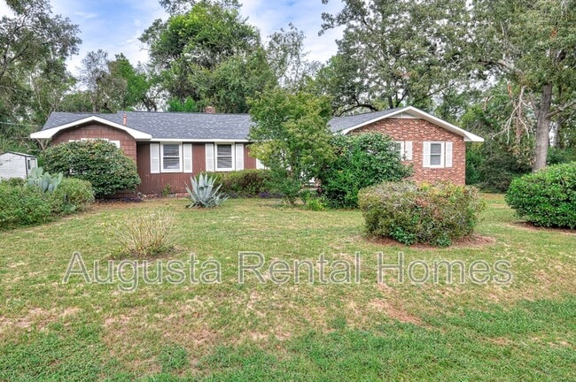 Primary Photo - 323 Pineview Dr