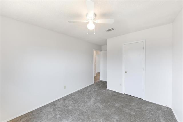 Building Photo - 6549 Meadowlark Ln E