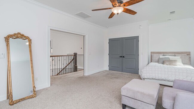 Building Photo - WELCOME TO LAKE MURRAY'S PARADISE