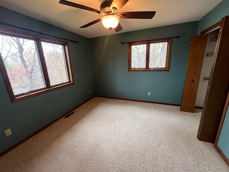 Building Photo - 2477 28 1/2 St