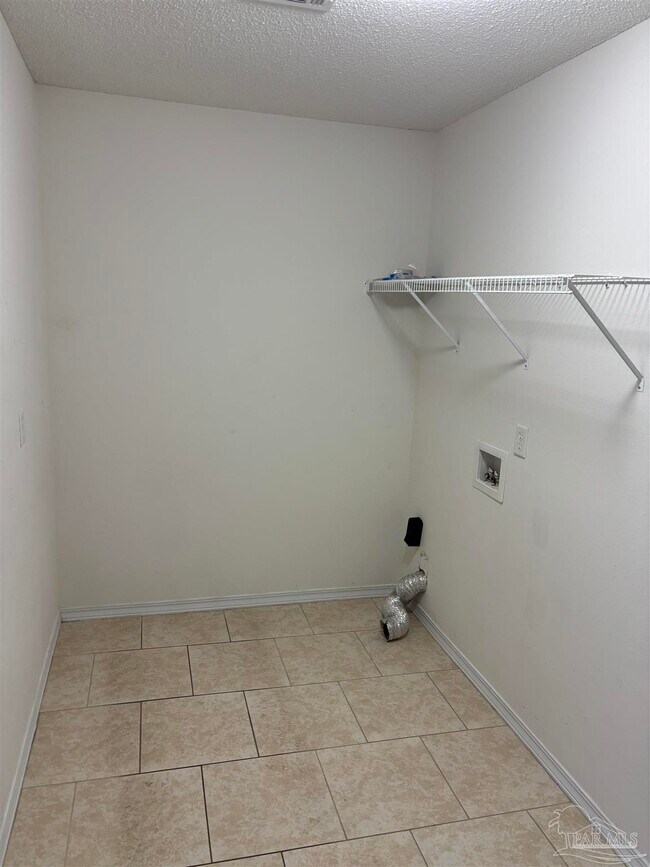 Building Photo - 5687 Sweet Birch Ln