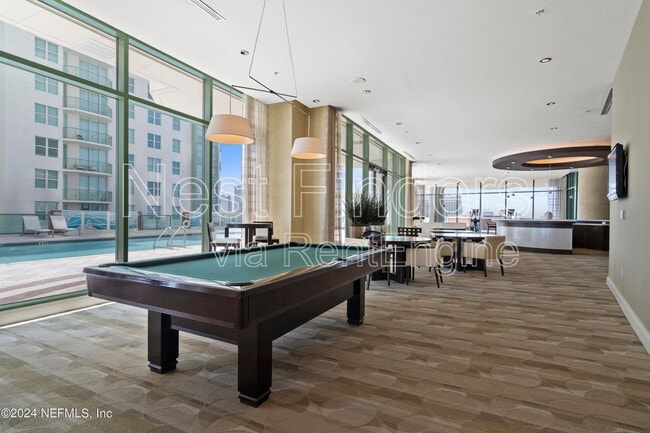 Building Photo - 1431 Riverplace Blvd