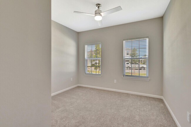 Building Photo - 12639 SW Forli Wy
