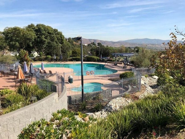 Building Photo - 2276 Manzana Way